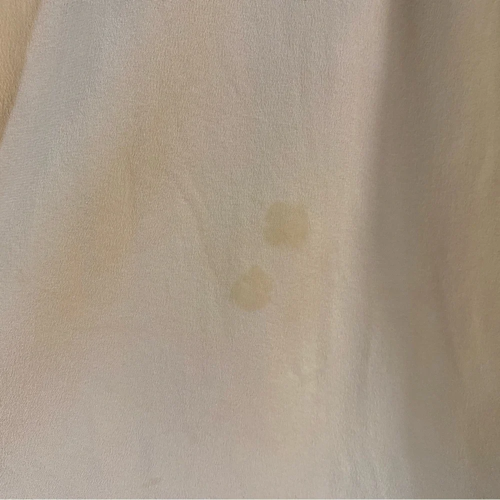Lafayette 148 100% Silk Button Front Blouse Long Sleeve Relaxed Fit Yellow Large - Picture 8 of 10